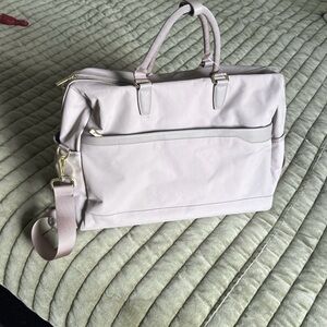 Travel bag open story Weekender duffel